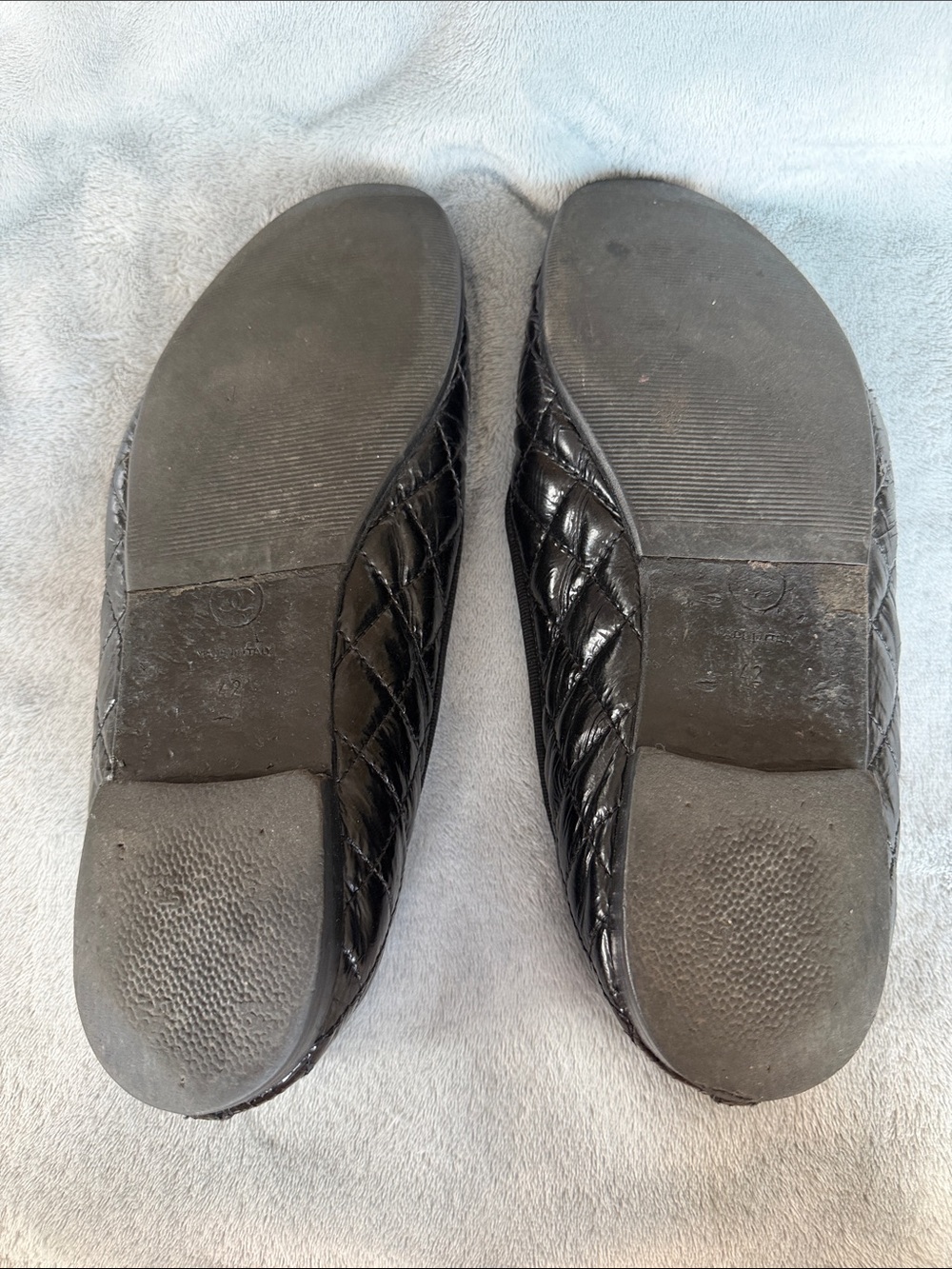 CHANEL Black Leather Ballet Flats - Picture 3 of 5